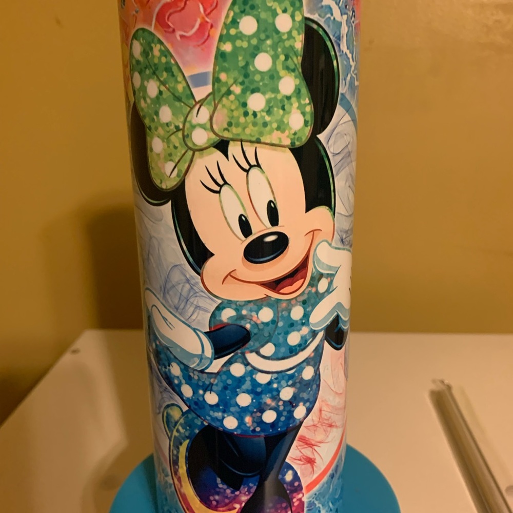 New 20oz Minnie Mouse tumbler